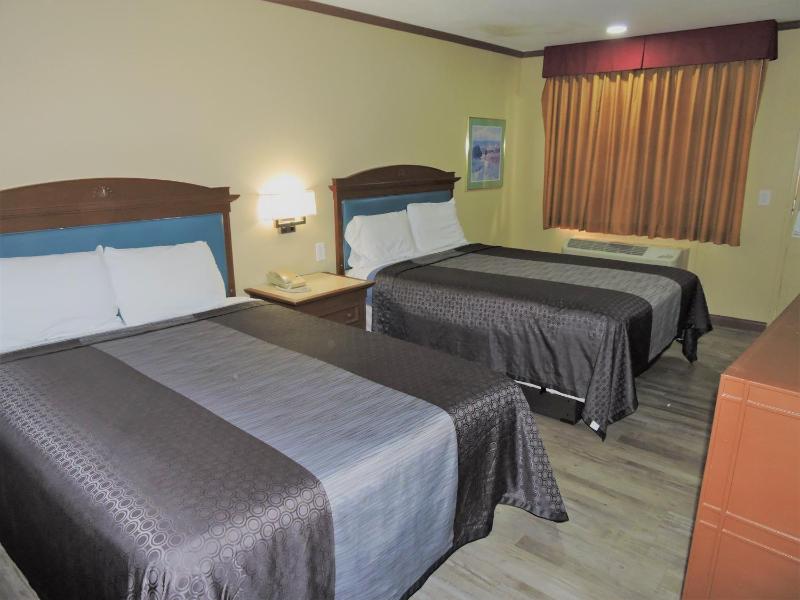 Highland Inn Las Vegas - image 4