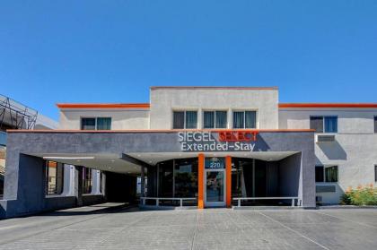 Siegel Select Convention Center - image 6