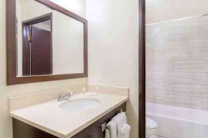Days Inn by Wyndham Las Vegas Airport Near the Strip - image 2