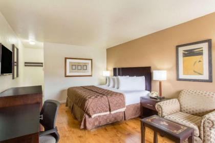 Days Inn by Wyndham Las Vegas Airport Near the Strip - image 7