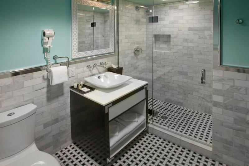 El Cortez Hotel & Casino Adults Over 21 Only - image 3