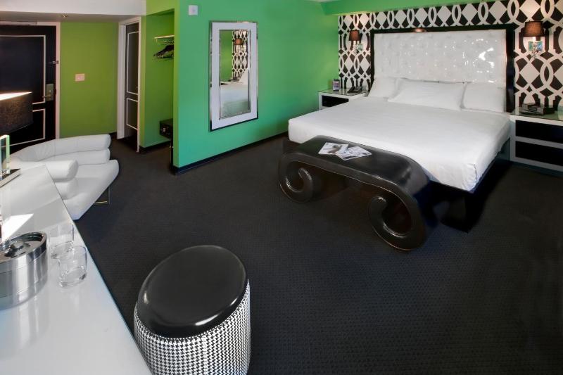 El Cortez Hotel & Casino Adults Over 21 Only - image 6