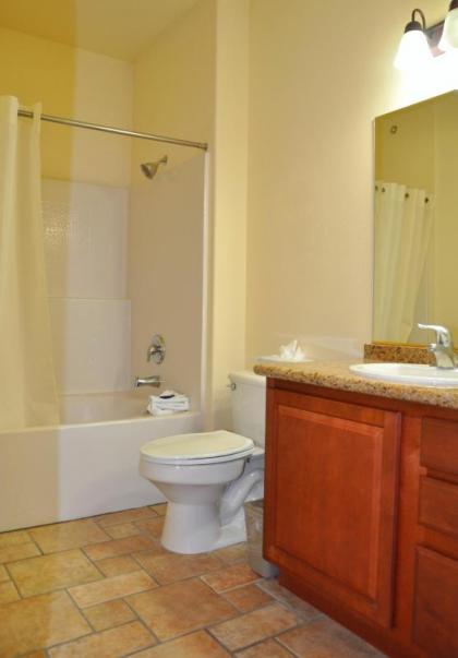 Club de Soleil All-Suite Resort - image 6