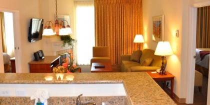 Club de Soleil All-Suite Resort - image 7