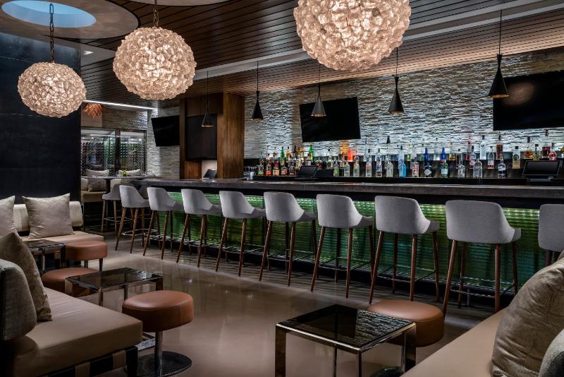 Palms Place Hotel and Spa - image 7