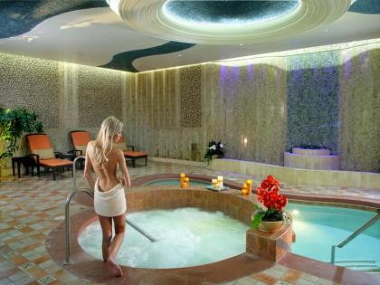 South Point Hotel Casino Spa - image 7