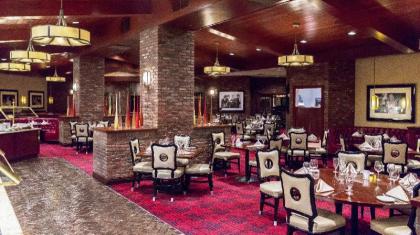 Boulder Station Hotel And Casino - image 3
