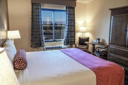 Fiesta Rancho Hotel And Casino - image 17