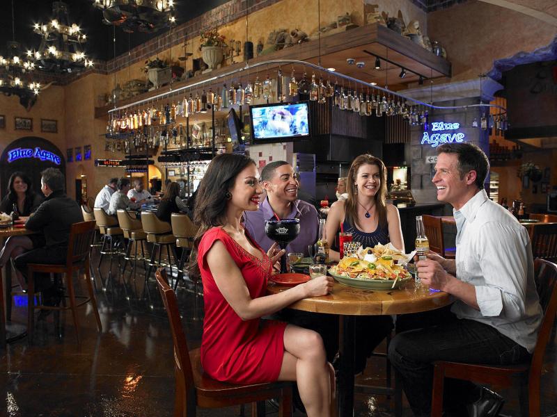 Fiesta Rancho Hotel And Casino - image 3