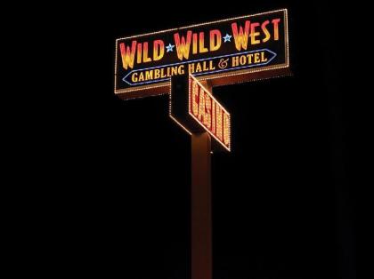 Days Inn by Wyndham Las Vegas Wild Wild West Gambling Hall - image 10