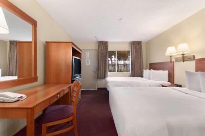 Days Inn by Wyndham Las Vegas Wild Wild West Gambling Hall - image 13