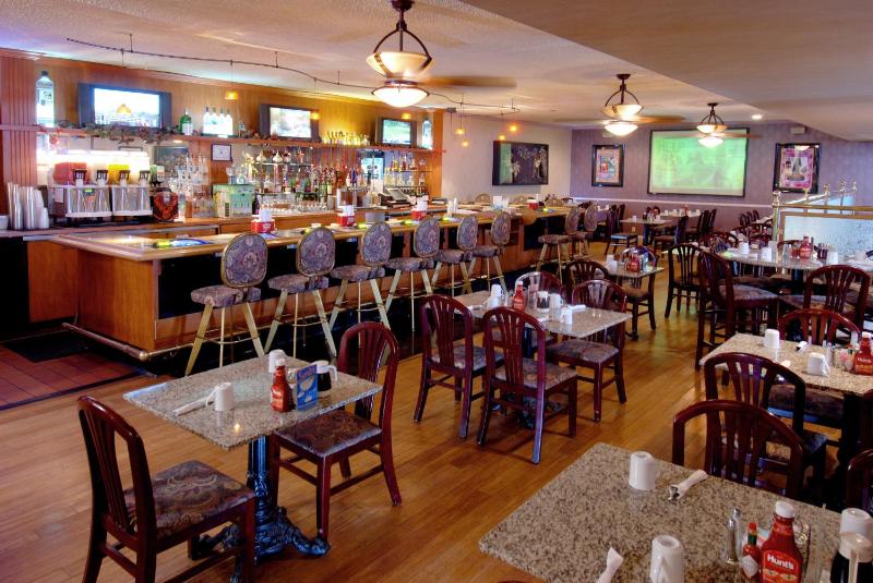 Mardi Gras Hotel & Casino - image 2