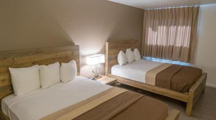 Thunderbird Hotel - image 8
