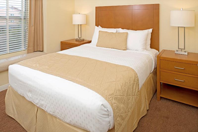 Hilton Vacation Club Desert Retreat Las Vegas - image 3