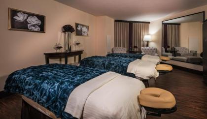 Harrah's Las Vegas Hotel - image 12