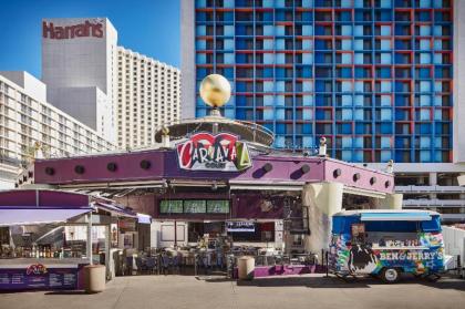 Harrah's Las Vegas Hotel - image 15