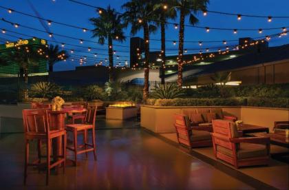 The Signature at MGM Grand - All Suites - image 15
