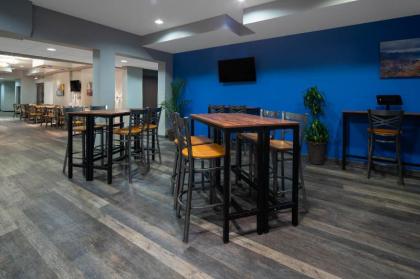 Baymont by Wyndham Las Vegas South Strip - image 11