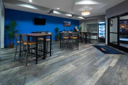 Baymont by Wyndham Las Vegas South Strip - image 12
