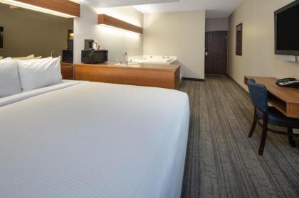 Baymont by Wyndham Las Vegas South Strip - image 13