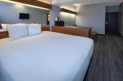 Baymont by Wyndham Las Vegas South Strip - image 6