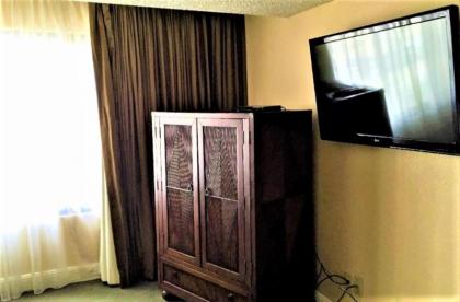 Jockey Resort Suites Center Strip - image 11