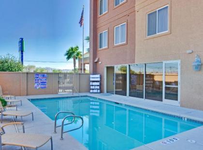 Holiday Inn Express Las Vegas-Nellis - image 15