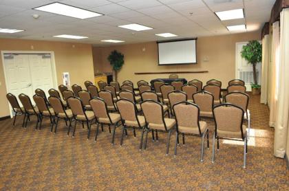 Holiday Inn Express Las Vegas-Nellis - image 3