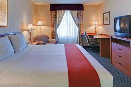 Holiday Inn Express Las Vegas-Nellis - image 8