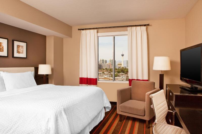 DoubleTree by Hilton Las Vegas East Flamingo - image 7