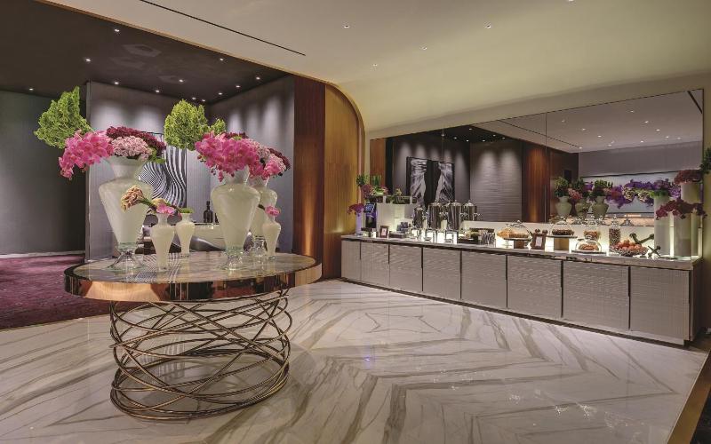 ARIA Resort & Casino - image 6