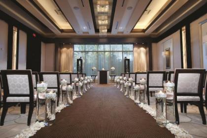 Mandalay Bay - image 17