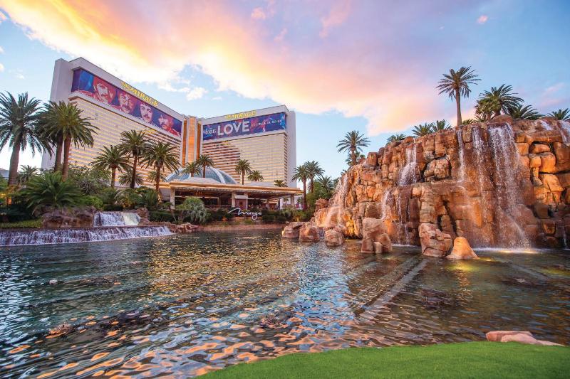 The Mirage - main image