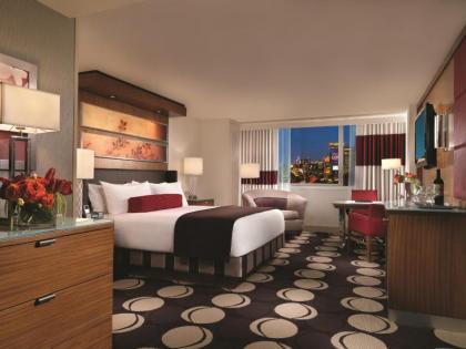 The Mirage - image 9