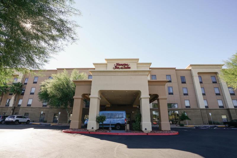 Hampton Inn By Hilton And Suites Las Vegas Airport - main image