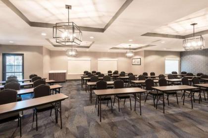 La Quinta Inn & Suites by Wyndham Las Vegas Airport South - image 14