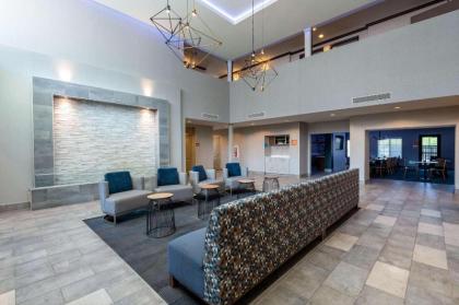 La Quinta Inn & Suites by Wyndham Las Vegas Airport South - image 18