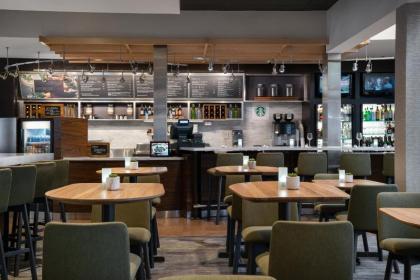 Courtyard by Marriott Las Vegas Convention Center - image 11