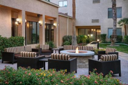 Courtyard by Marriott Las Vegas Convention Center - image 16
