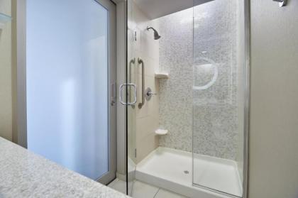 SpringHill Suites by Marriott Las Vegas Convention Center - image 4
