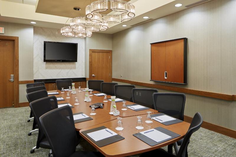 SpringHill Suites by Marriott Las Vegas Convention Center - image 7