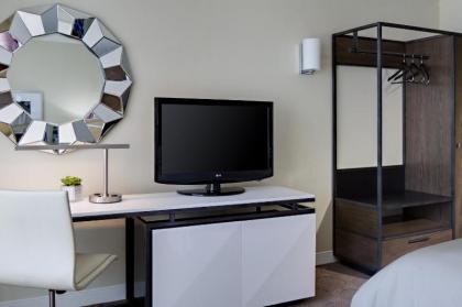 Renaissance by Marriott Las Vegas Hotel - image 9