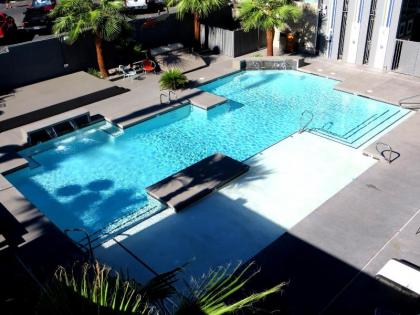 Oasis at Gold Spike - Adults Only - image 12