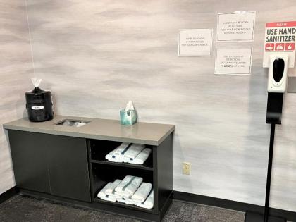 Fairfield Inn by Marriott Las Vegas Convention Center - image 13