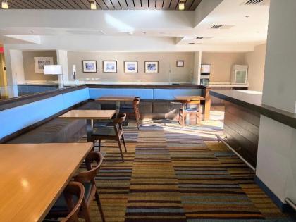 Fairfield Inn by Marriott Las Vegas Convention Center - image 9