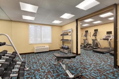 Fairfield by Marriott Inn & Suites Las Vegas Stadium Area - image 10