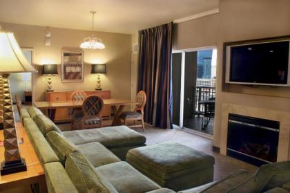 The Platinum Hotel - image 13