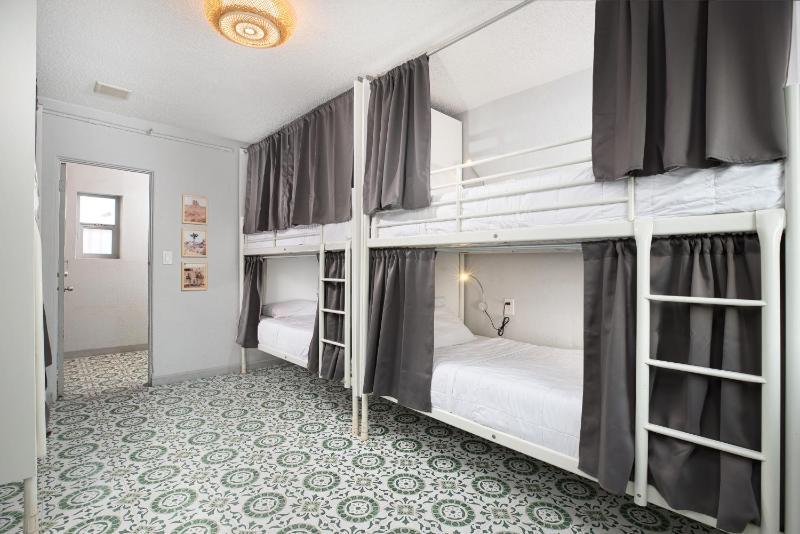 Bungalows Hostel - main image