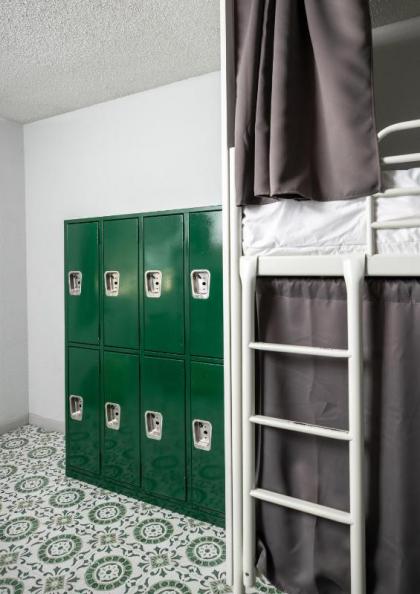Bungalows Hostel - image 18
