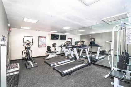 Best Western Plus North Las Vegas Inn & Suites - image 4